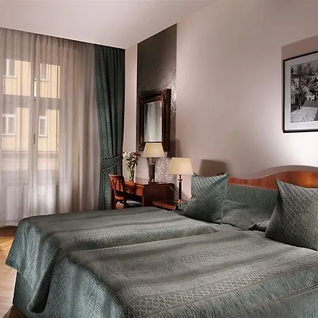 Ariston Otel 4*