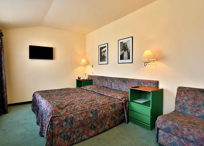 Hotell Ariston 4*