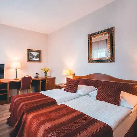 Hotell Ariston