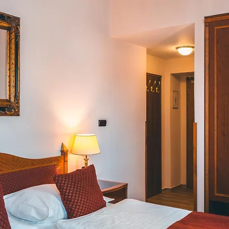 Hotell Ariston 4*