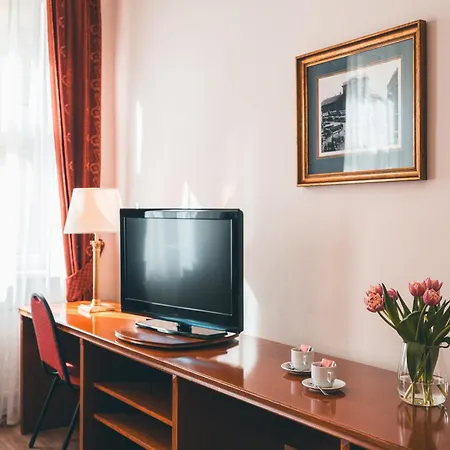 Otel Ariston