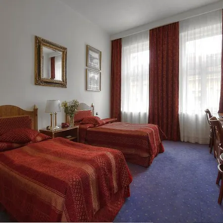 Ariston Hotel 4*