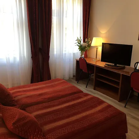 Ariston 4* Прага