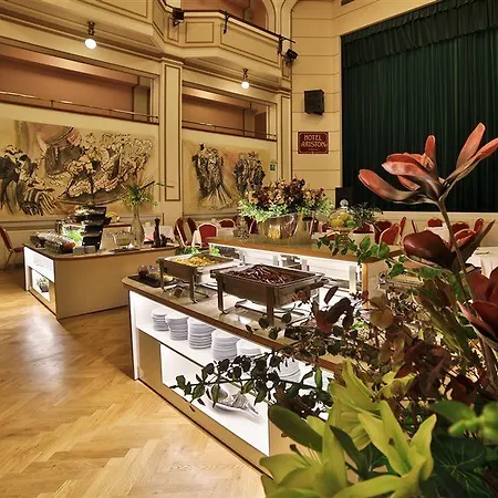 Отель Ariston 4*