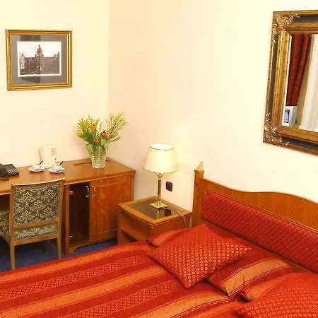 Hotel Ariston 4*