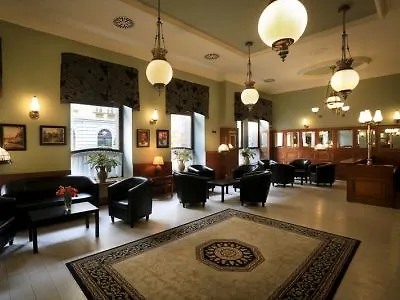 فندق Ariston