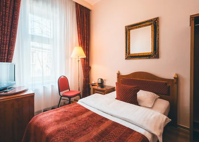 Ariston Hotell 4*