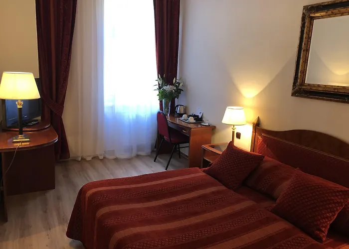 Ariston Hotell 4*