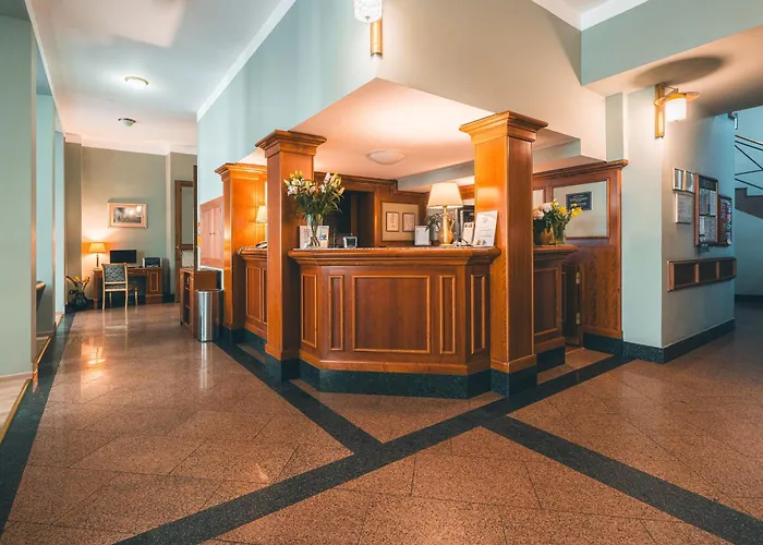Hotell Ariston 4*
