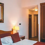 Ariston Prague