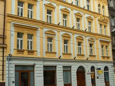 Ariston Hotel