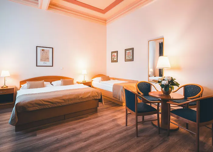 Otel Ariston 4*